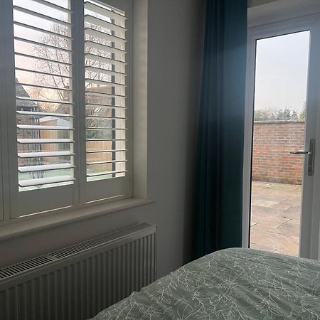 12 Ganderhill Apartment Haywards Heath Ngoại thất bức ảnh